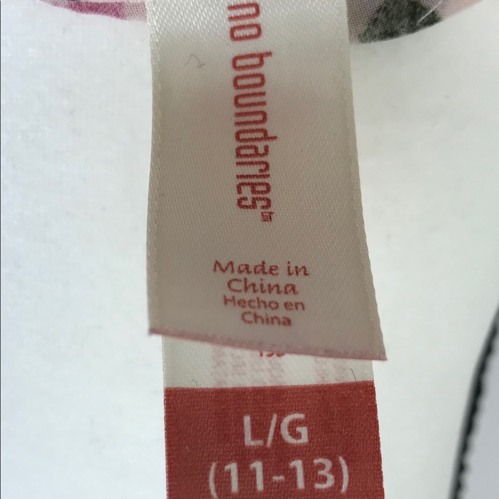 No boundaries women’s size L/G floral sheer tank - Picture 4 of 5